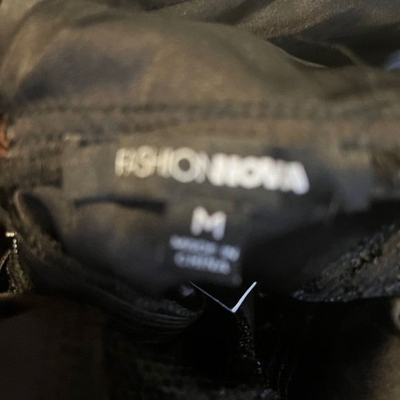 Prime time mini dress by fashion nova. Medium. NWT Black. Runway design - Picture 4 of 6